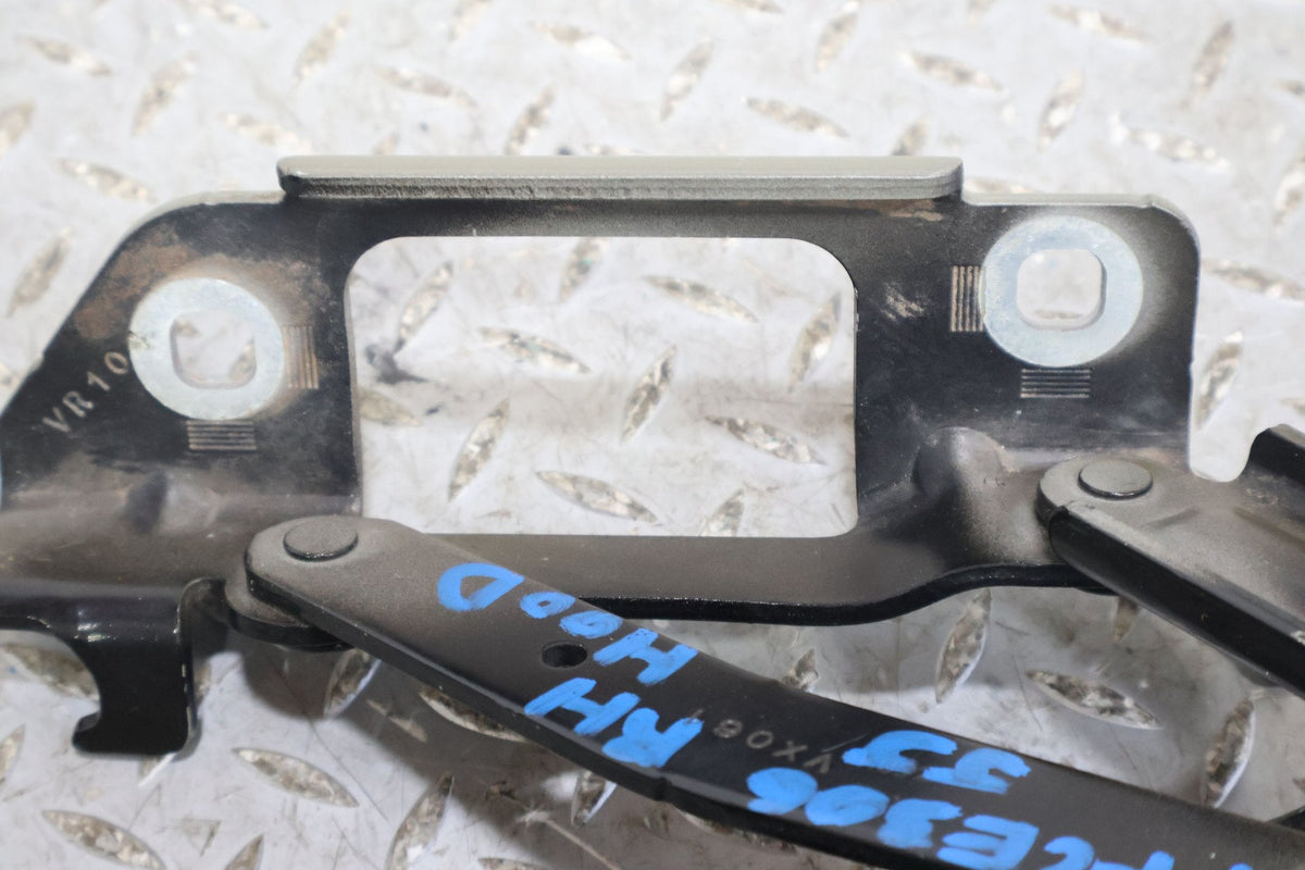 2015 Chevrolet Camaro- Hood Hinge
