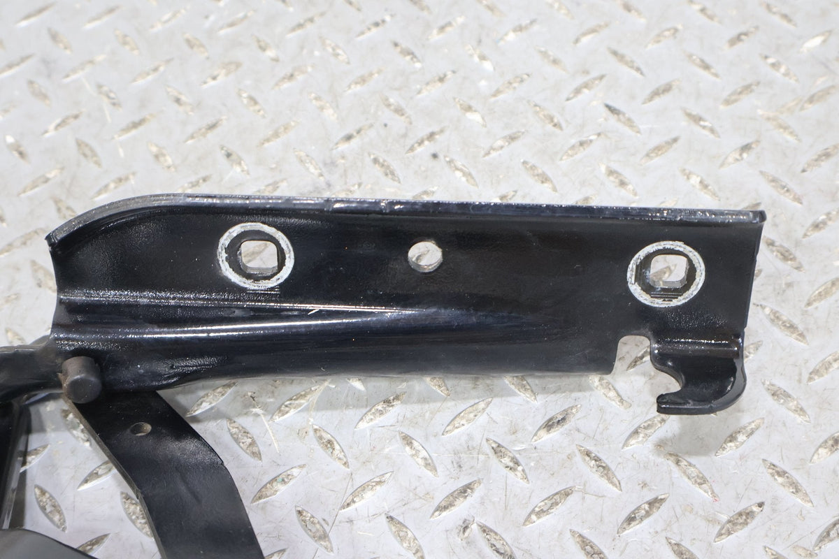2015 Chevrolet Camaro- Hood Hinge