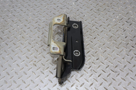 2015 Chevrolet Camaro- Hood Hinge