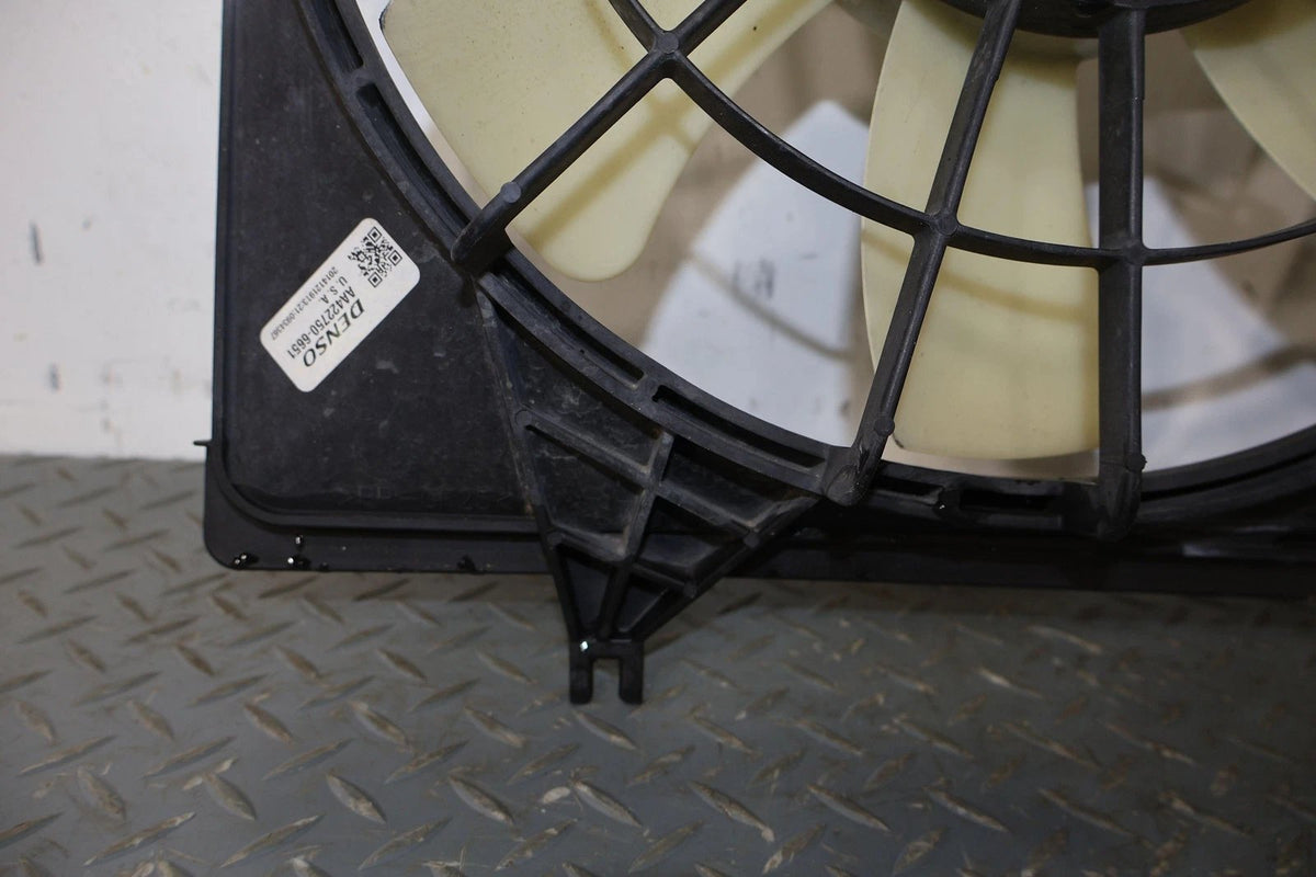 2015 Chevrolet Camaro- Radiator Fan Motor