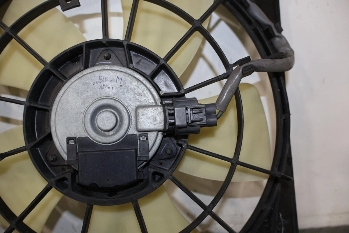 2015 Chevrolet Camaro- Radiator Fan Motor