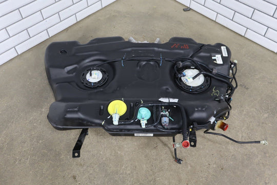 2015 Chevrolet Camaro SS 6.2L V8 Fuel Tank with Pump OEM Tested