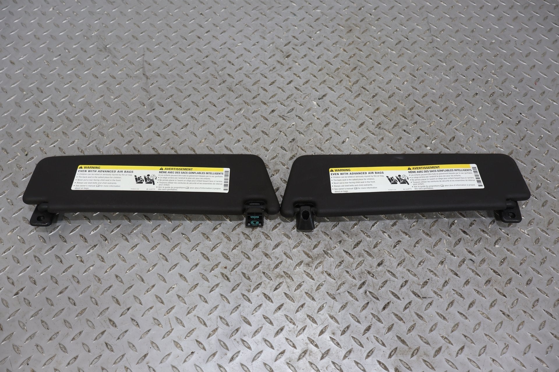 2015 Chevrolet Camaro- Sun Visor