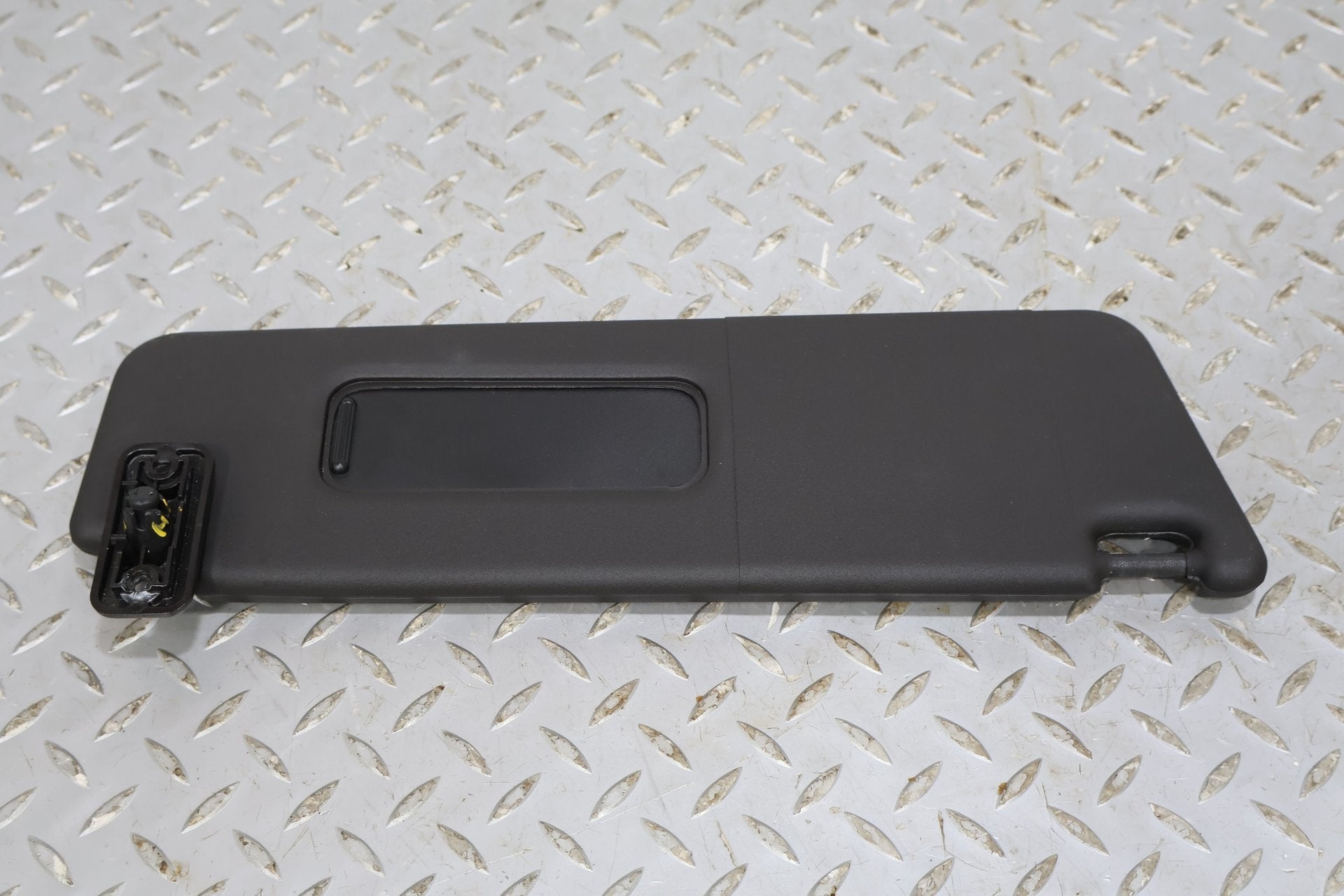 2015 Chevrolet Camaro- Sun Visor