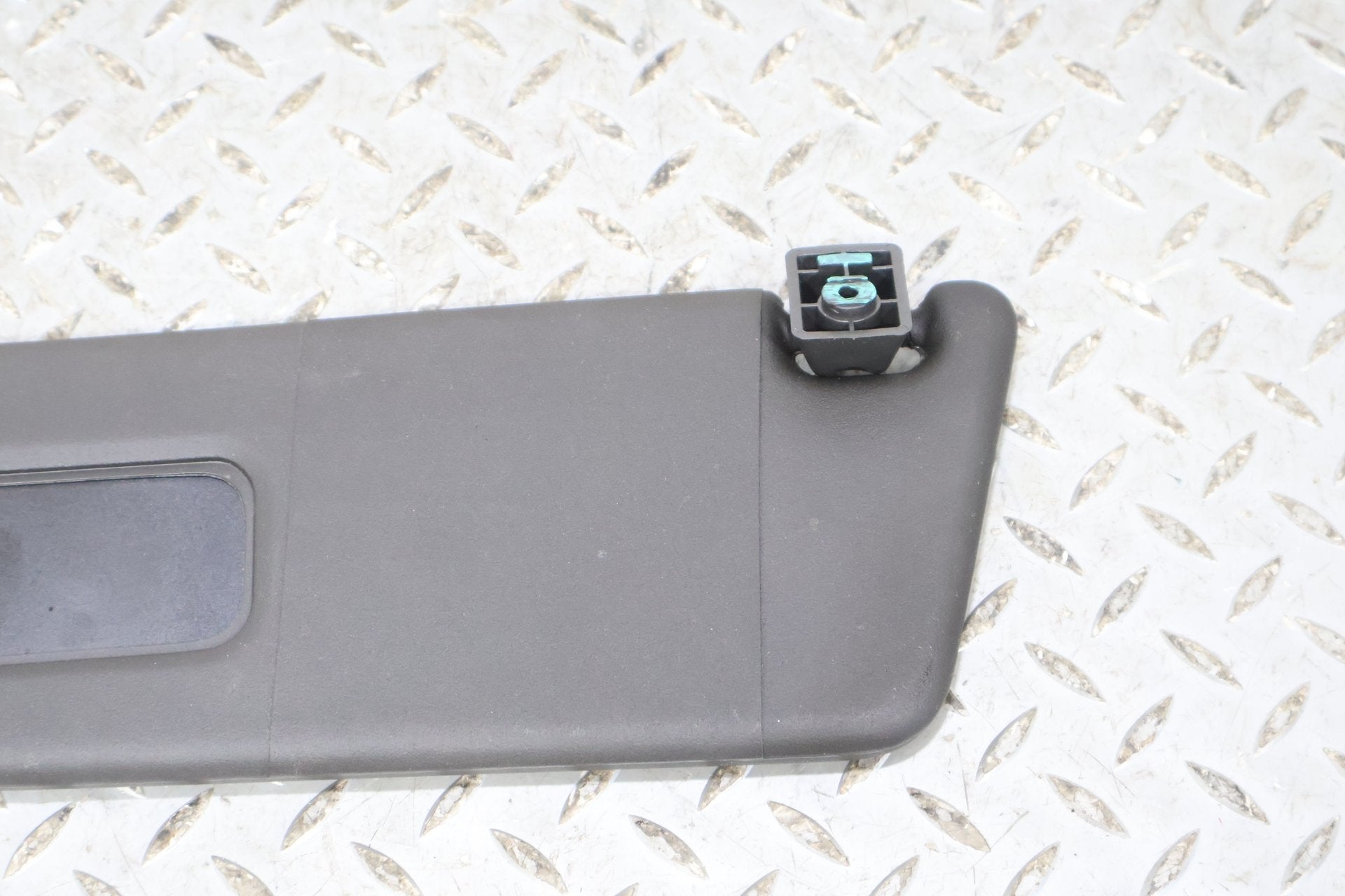 2015 Chevrolet Camaro- Sun Visor