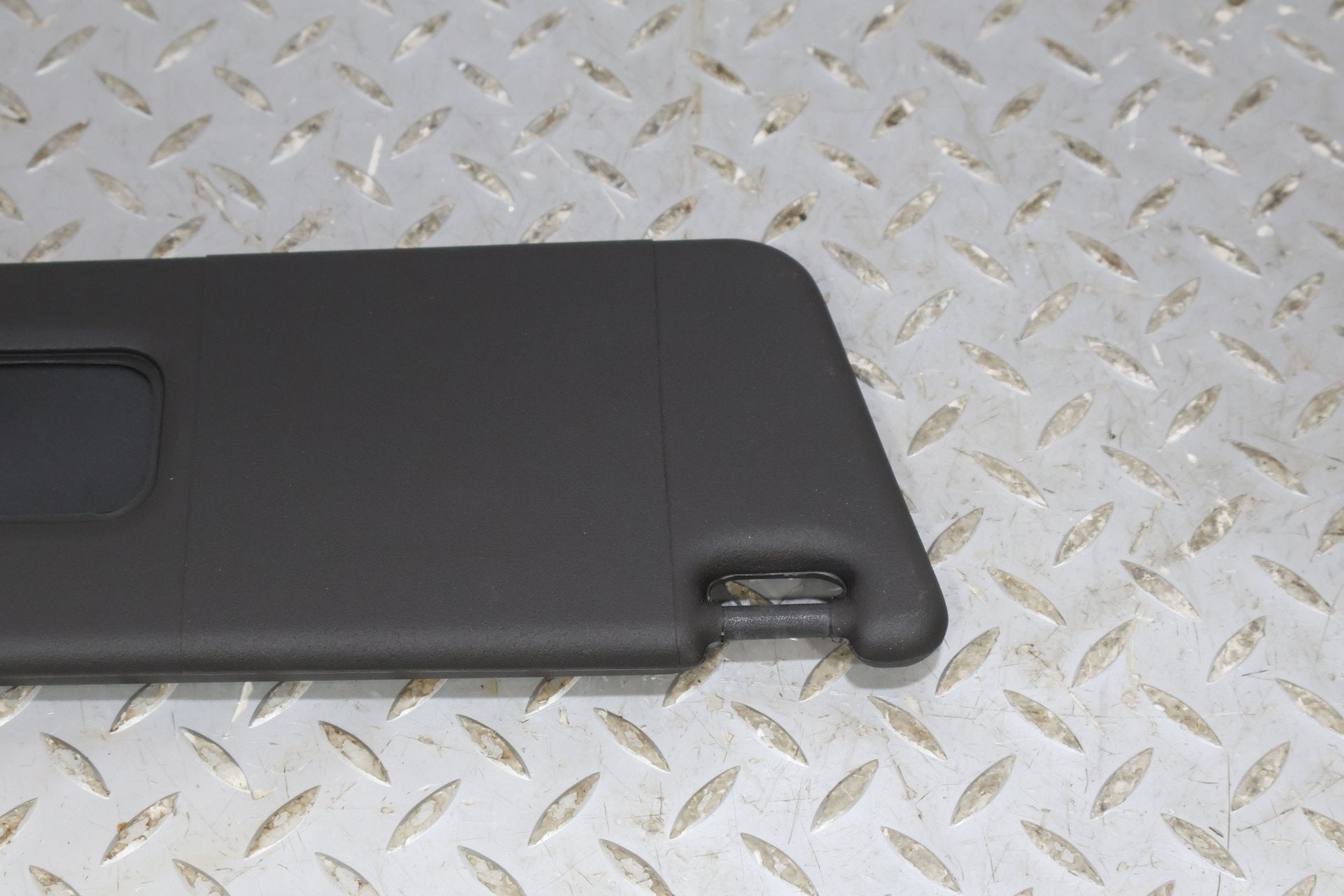 2015 Chevrolet Camaro- Sun Visor