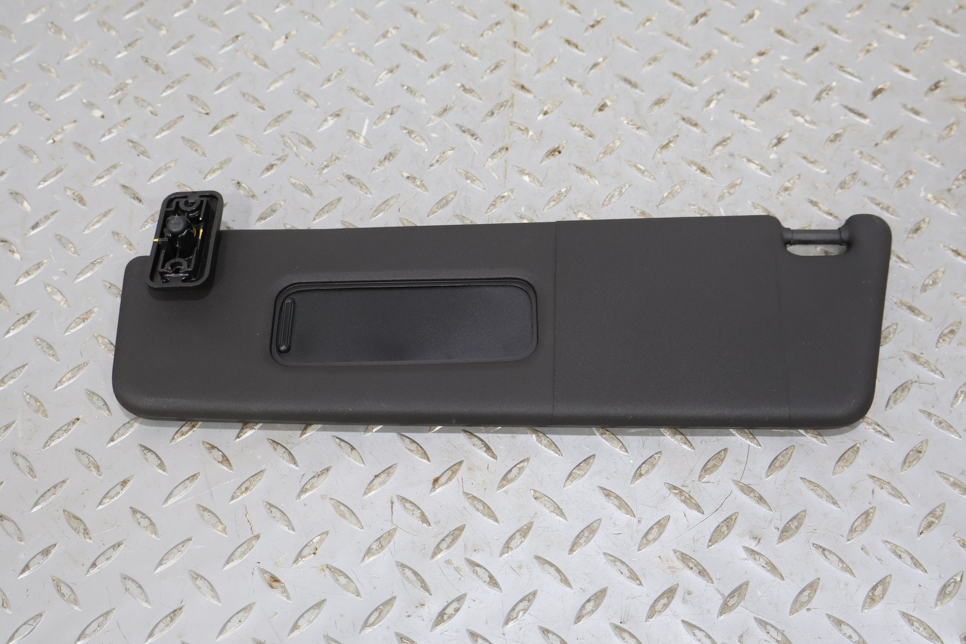 2015 Chevrolet Camaro- Sun Visor