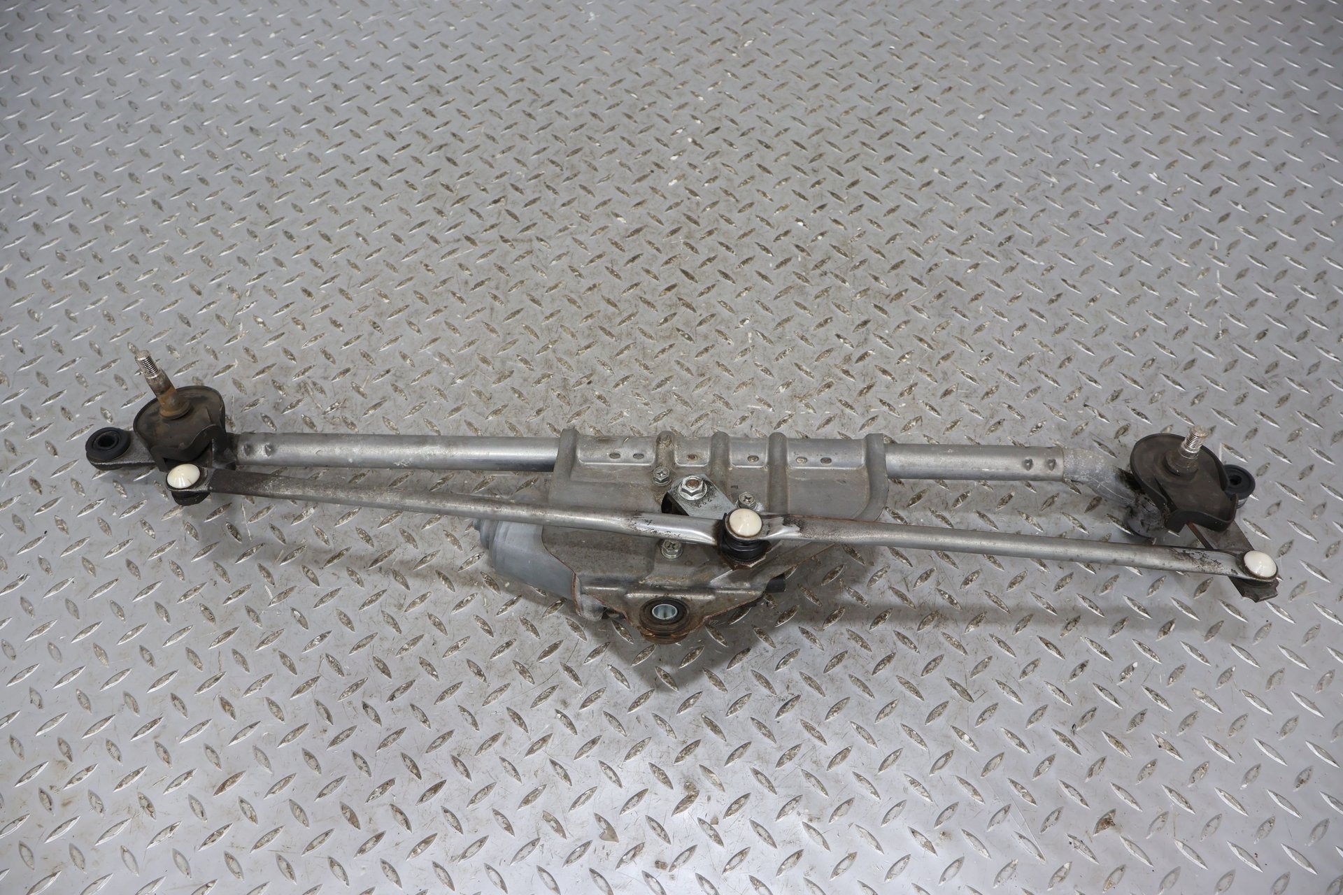 2015 Chevrolet Camaro- Wiper Linkage