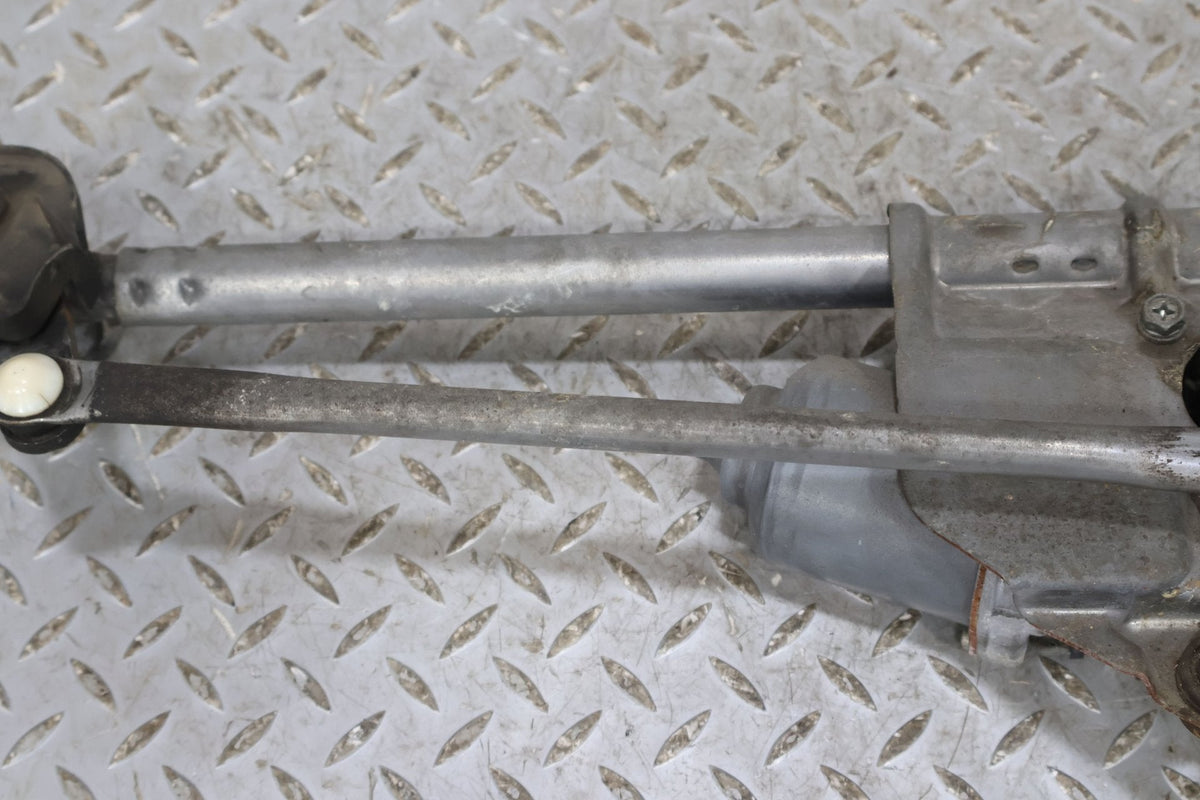 2015 Chevrolet Camaro- Wiper Linkage
