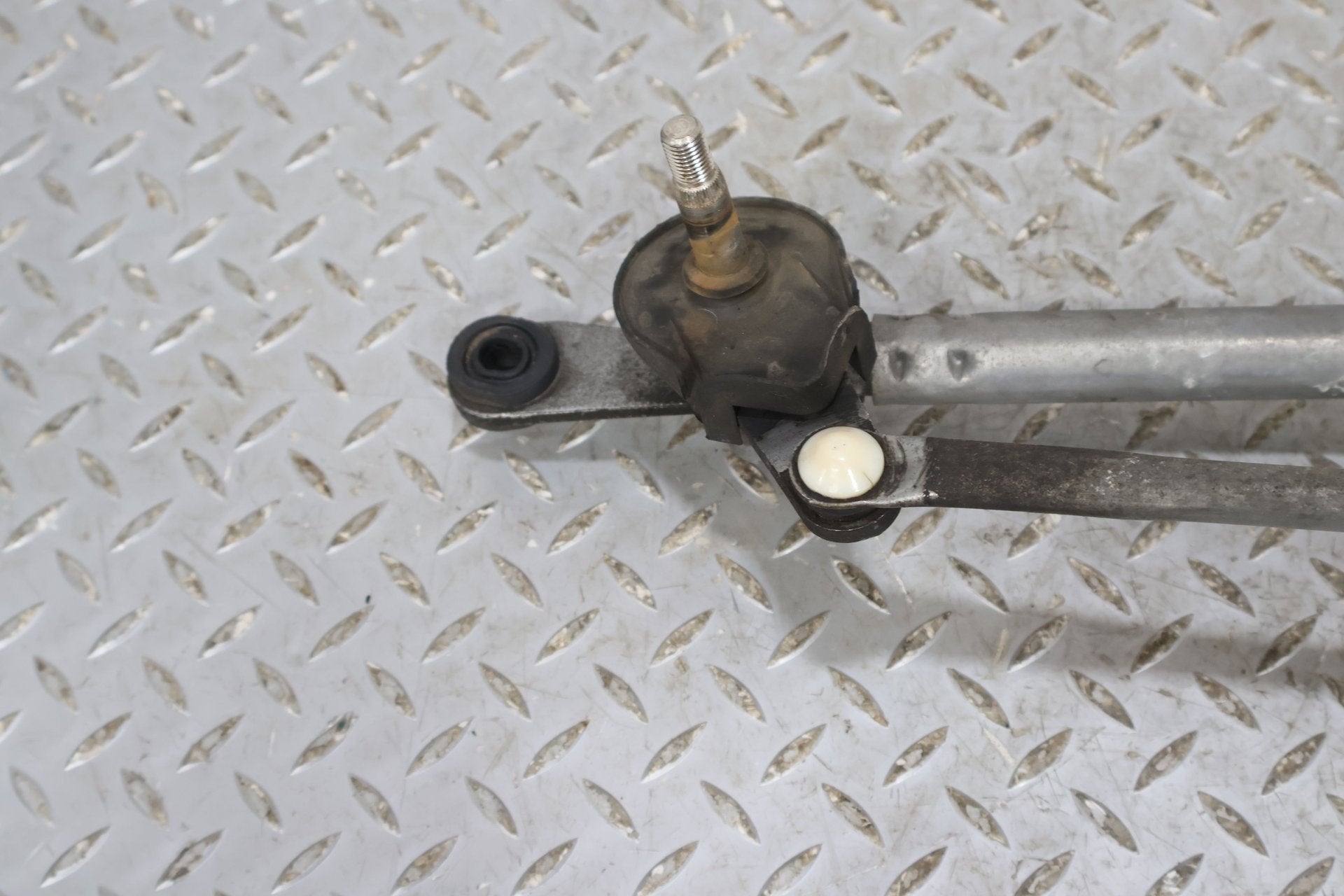 2015 Chevrolet Camaro- Wiper Linkage