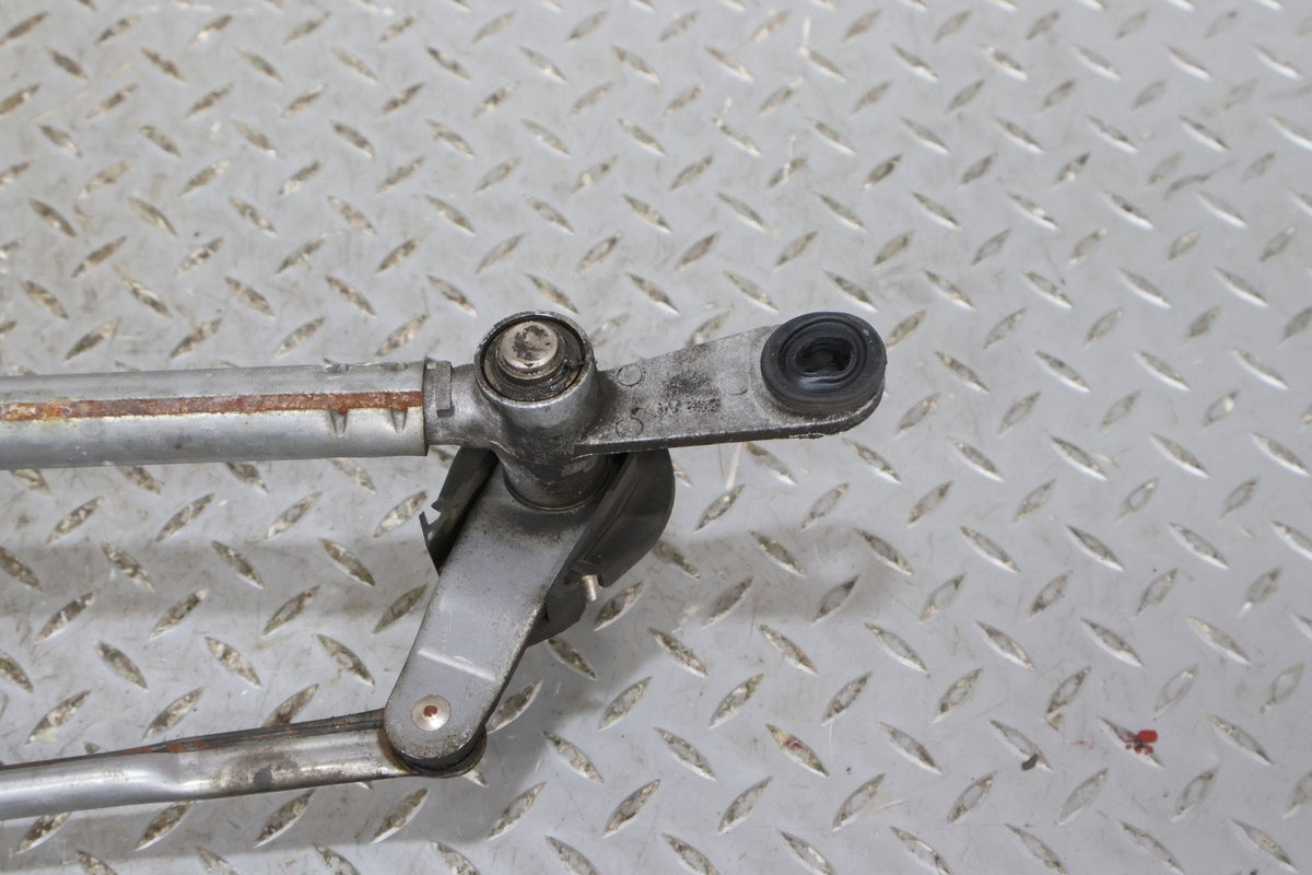 2015 Chevrolet Camaro- Wiper Linkage