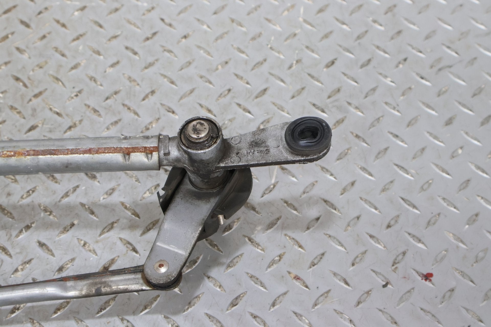 2015 Chevrolet Camaro- Wiper Linkage
