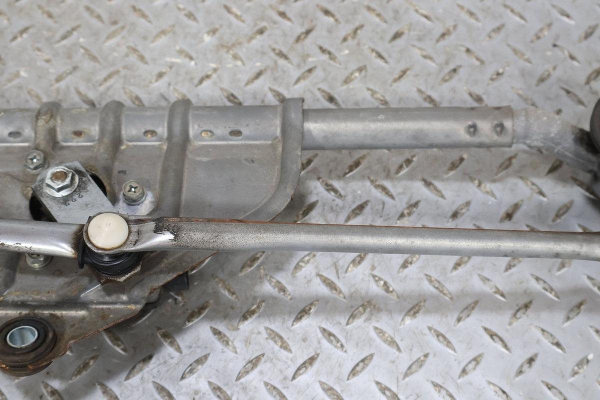 2015 Chevrolet Camaro- Wiper Linkage