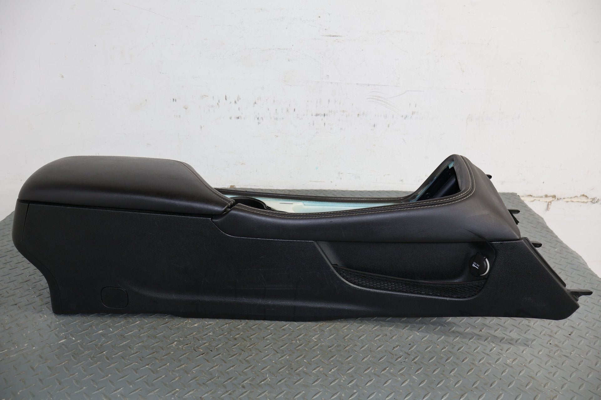 2015 Dodge Challenger- Front Console