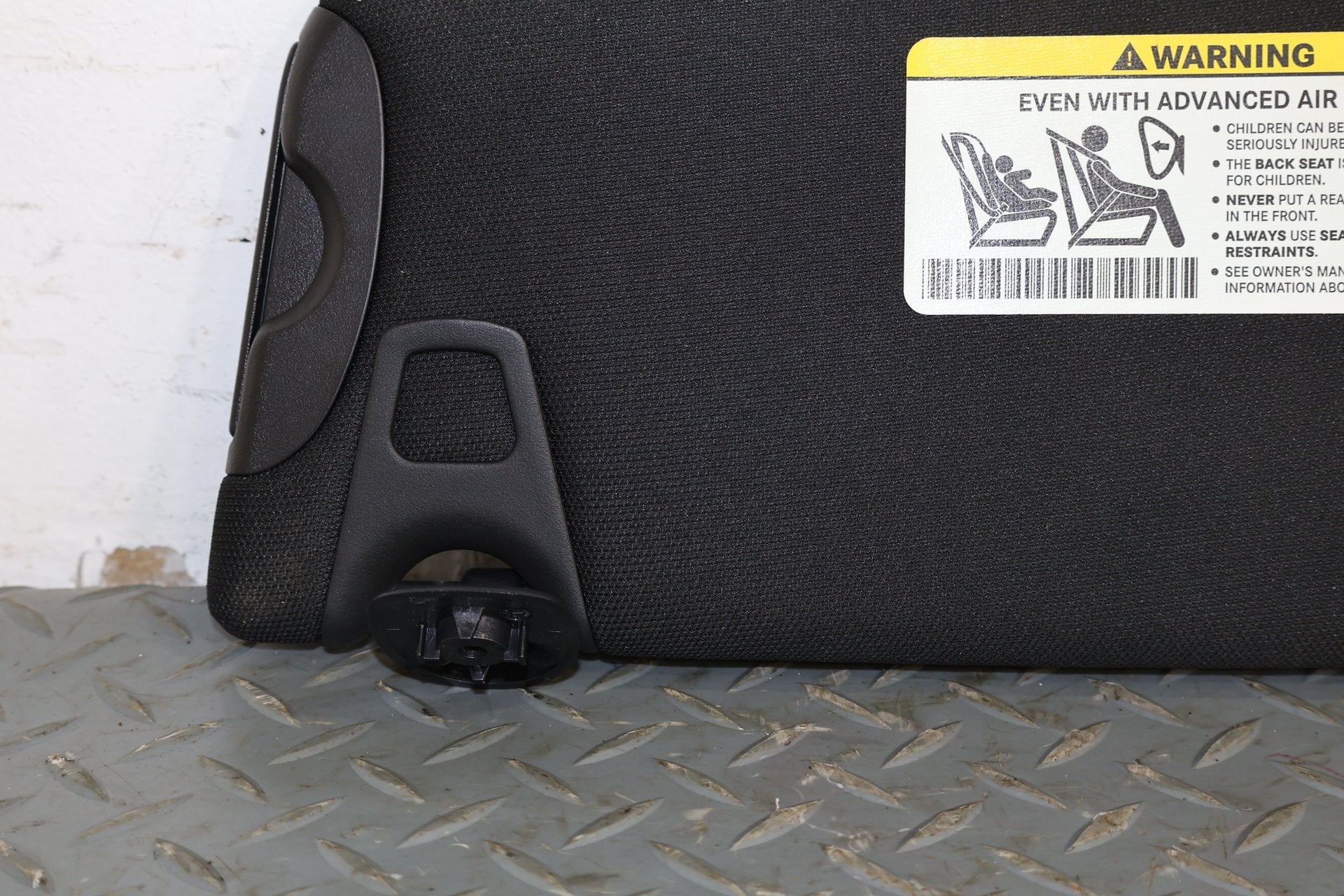 2015 Dodge Challenger- Sun Visor