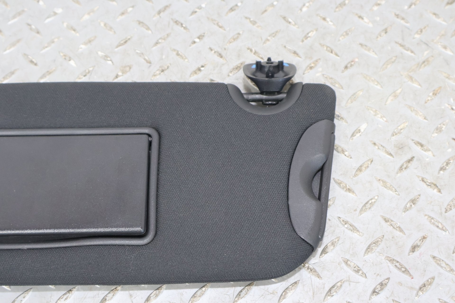 2015 Dodge Challenger- Sun Visor