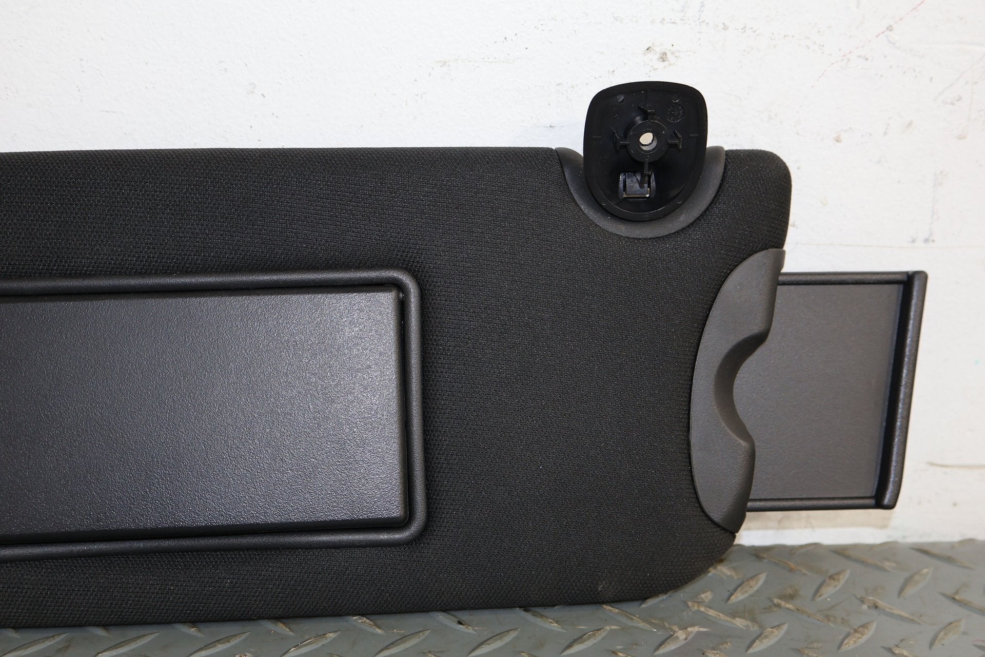 2015 Dodge Challenger- Sun Visor