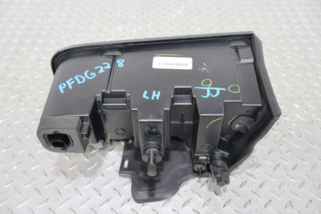 2015 Dodge Challenger- TAIL LIGHT ASSEMBLY