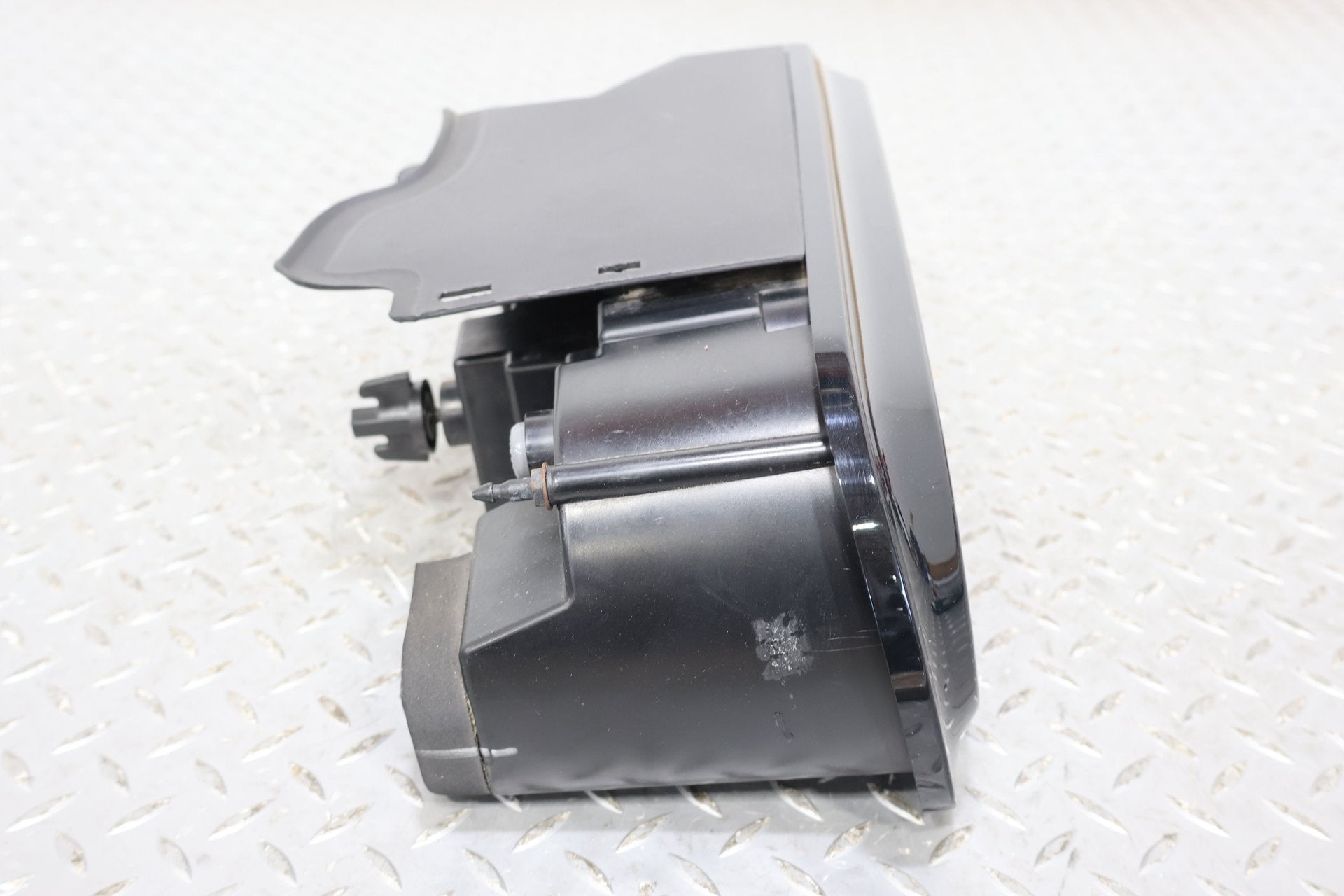 2015 Dodge Challenger- TAIL LIGHT ASSEMBLY