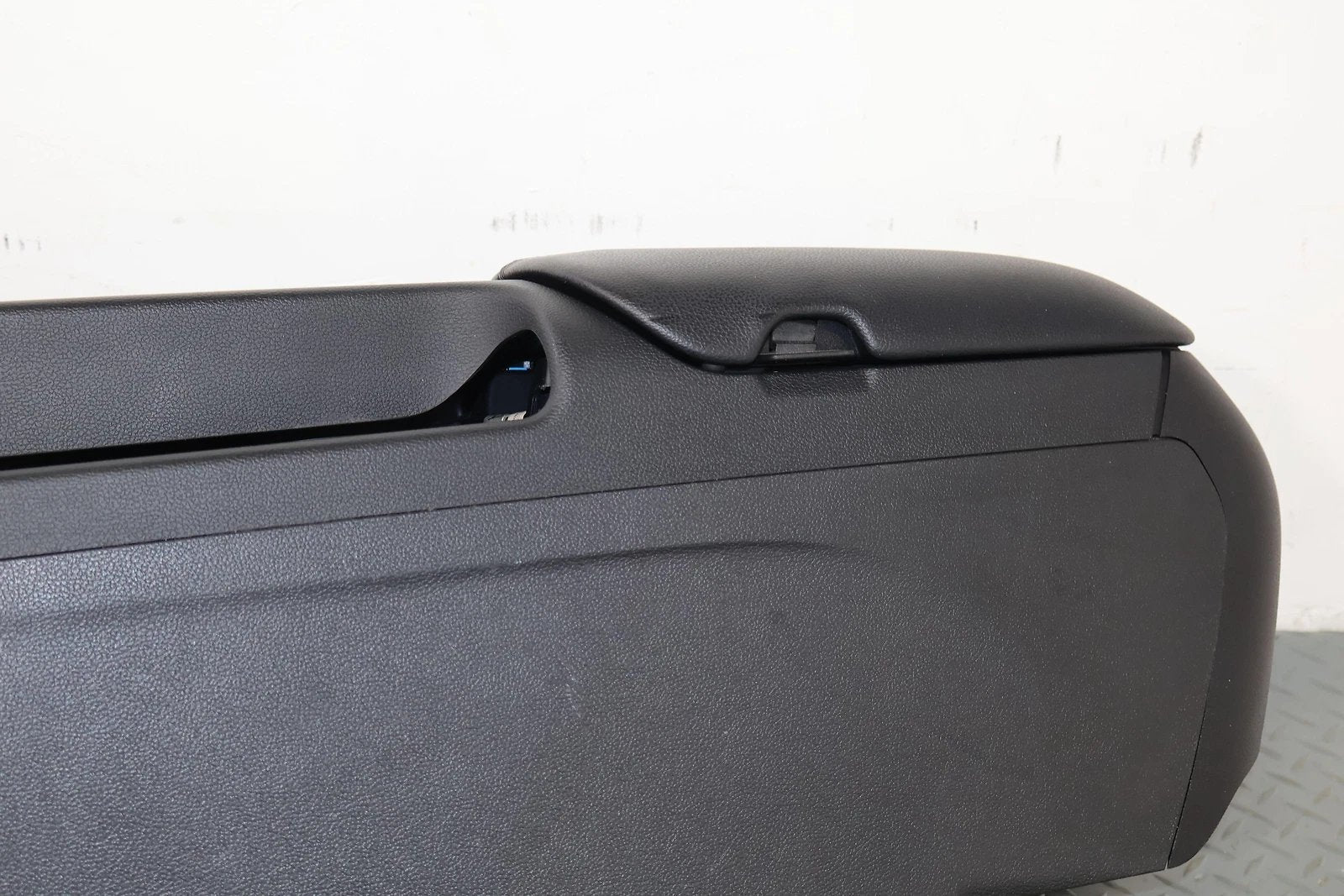 2015 Ford Mustang- Front Console