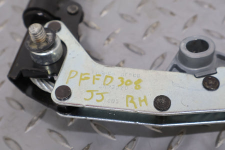 2015 Ford Mustang- Front Seat Belt