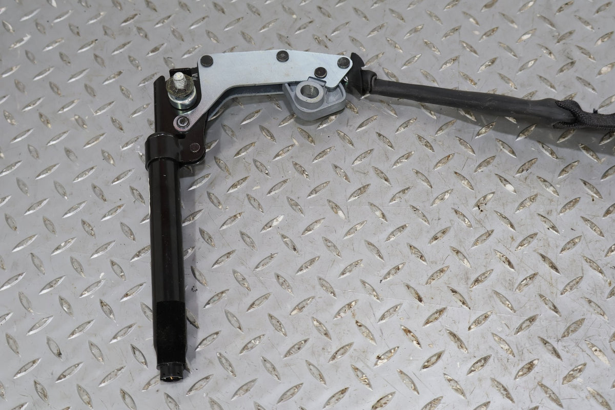 2015 Ford Mustang- Front Seat Belt