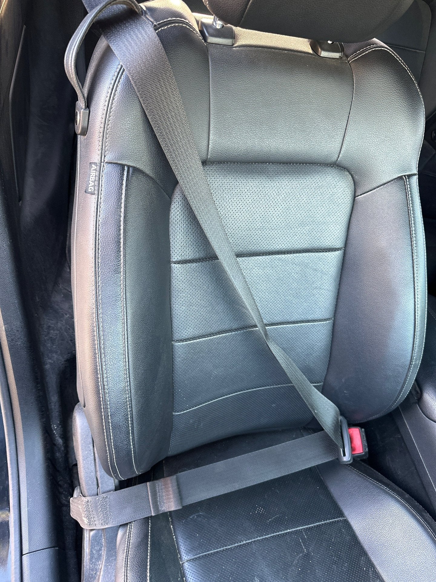 2015 Ford Mustang- Front Seat Belt
