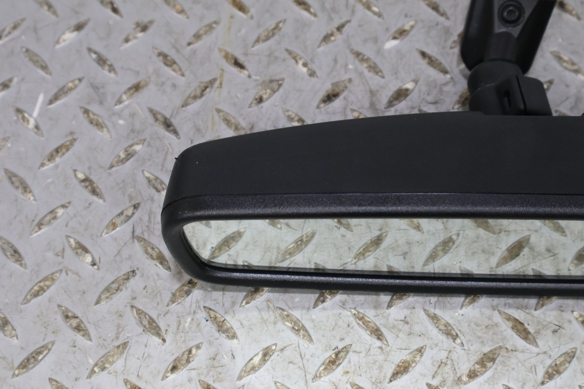 2015 Ford Mustang- Rear View Mirror