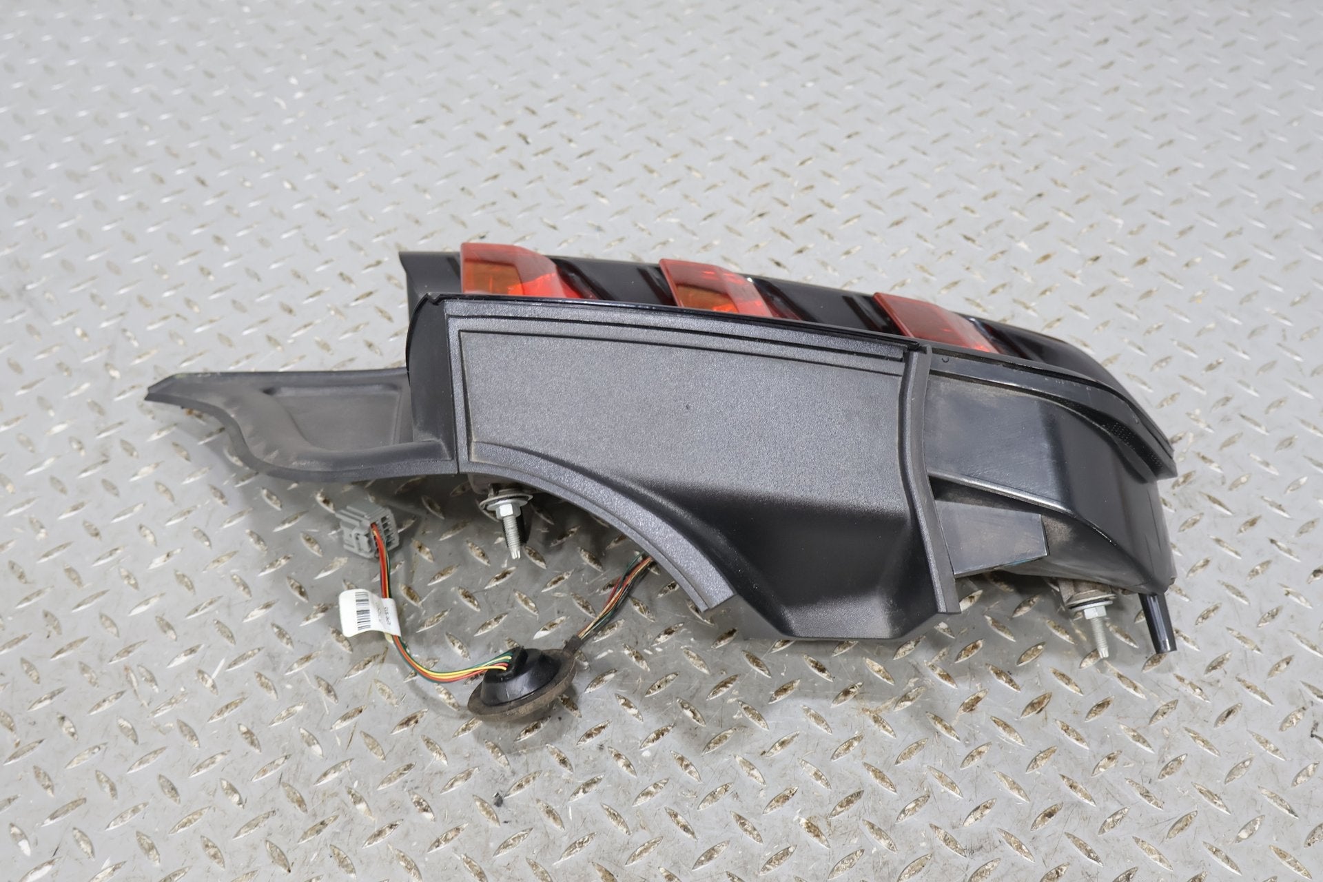 2015 Ford Mustang- TAIL LIGHT ASSEMBLY