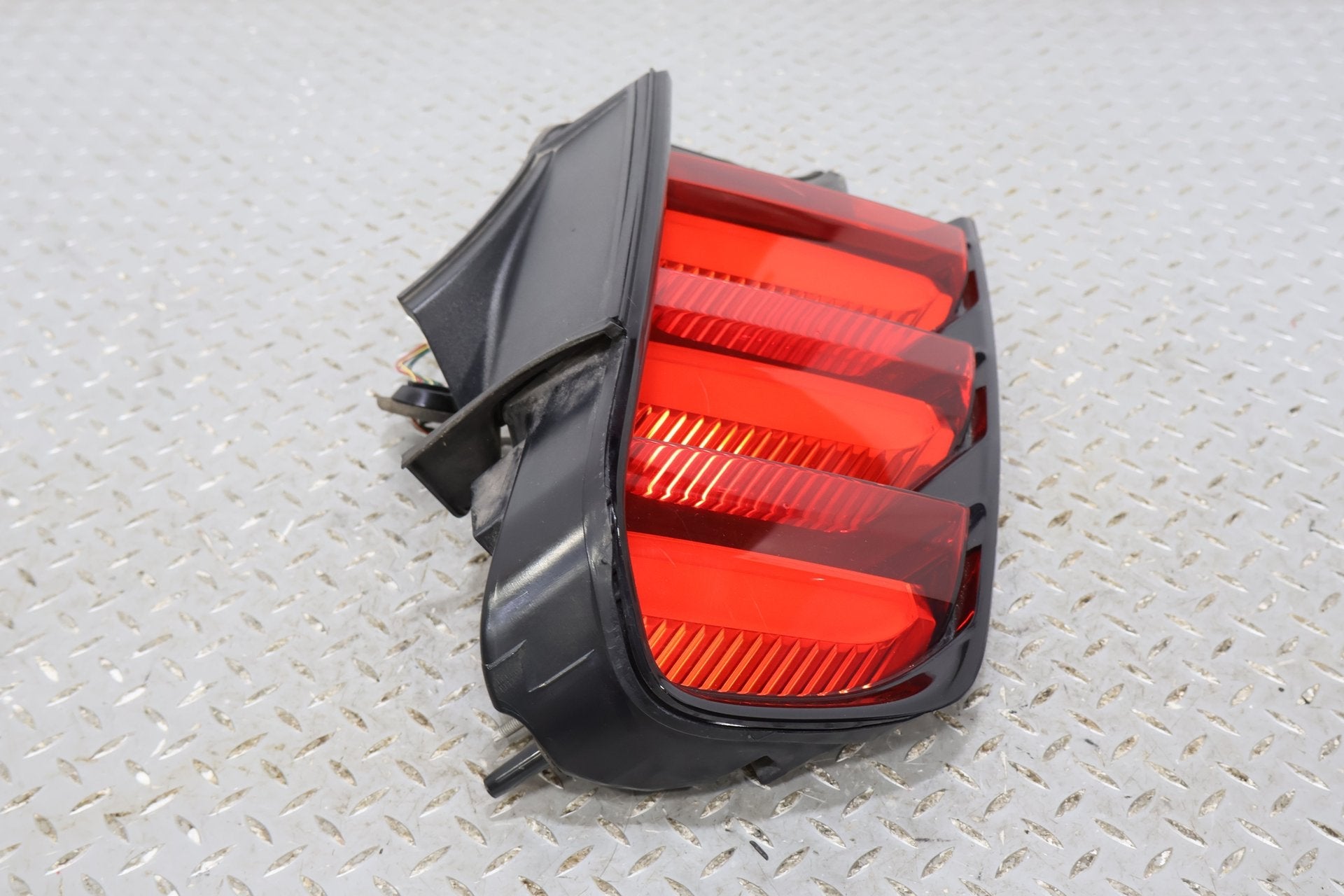 2015 Ford Mustang- TAIL LIGHT ASSEMBLY