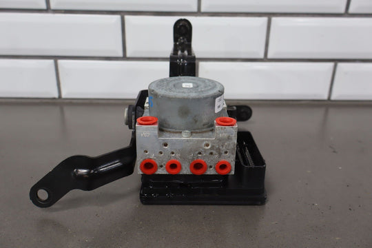 2015 Ford Mustang (Thru 3/19/15) Anti - Lock Brake Pump & Module W/Bracket