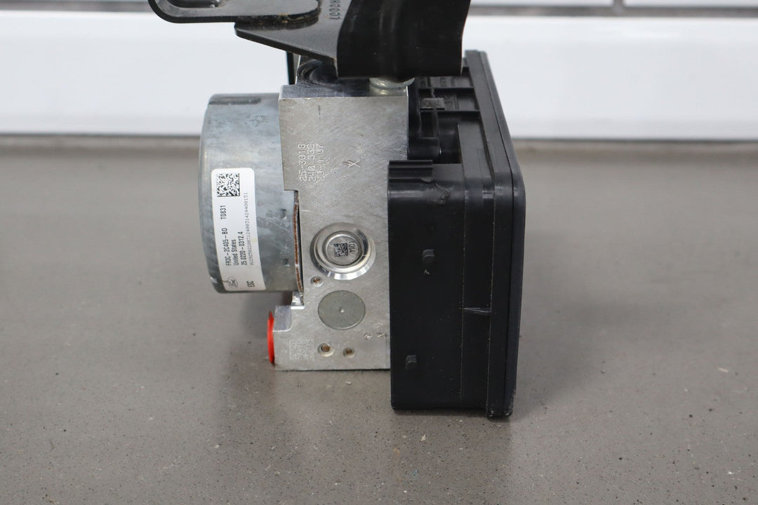 2015 Ford Mustang (Thru 3/19/15) Anti - Lock Brake Pump & Module W/Bracket