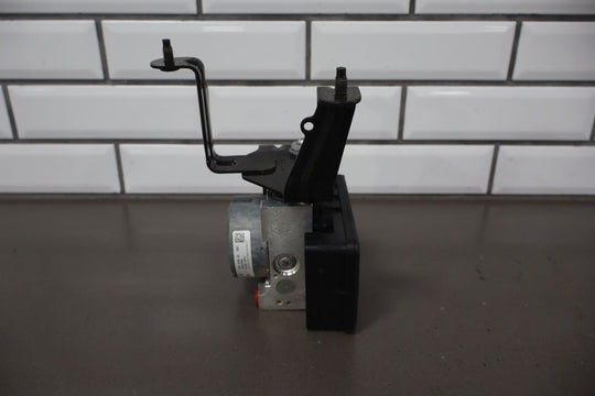 2015 Ford Mustang (Thru 3/19/15) Anti - Lock Brake Pump & Module W/Bracket