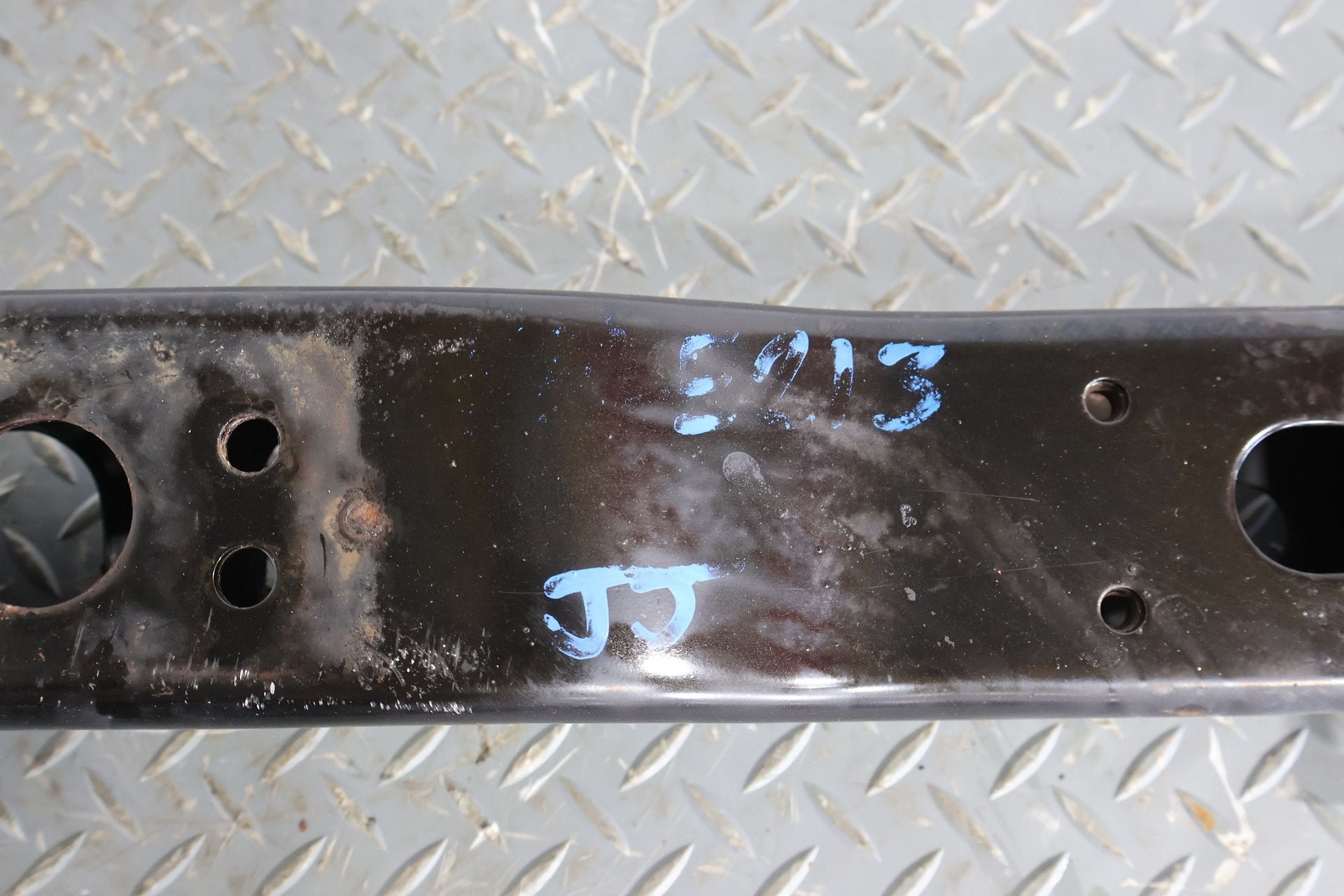 2015 Lexus GX460- Transmission Crossmember