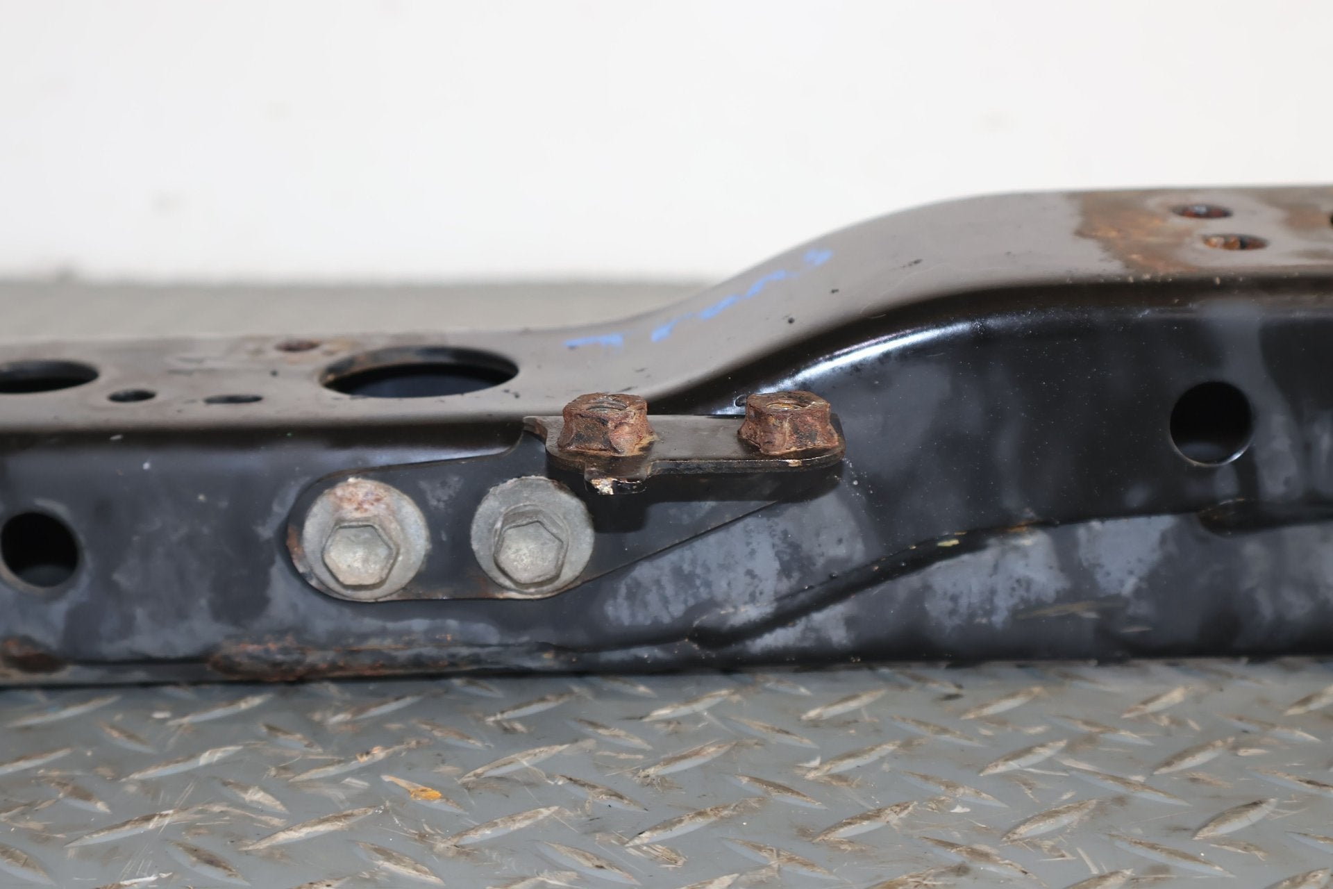 2015 Lexus GX460- Transmission Crossmember
