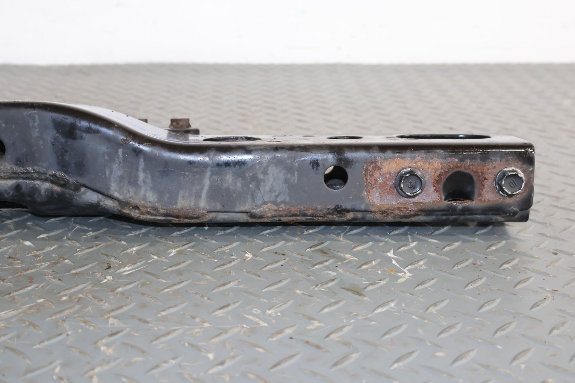 2015 Lexus GX460- Transmission Crossmember