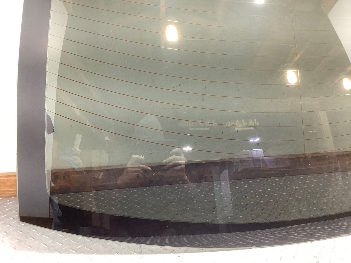 2015 Nissan GT-R- Back Door Glass