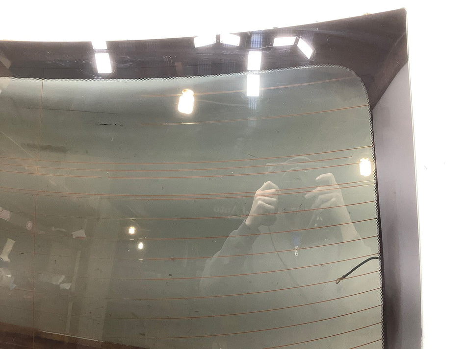 2015 Nissan GT-R- Back Door Glass