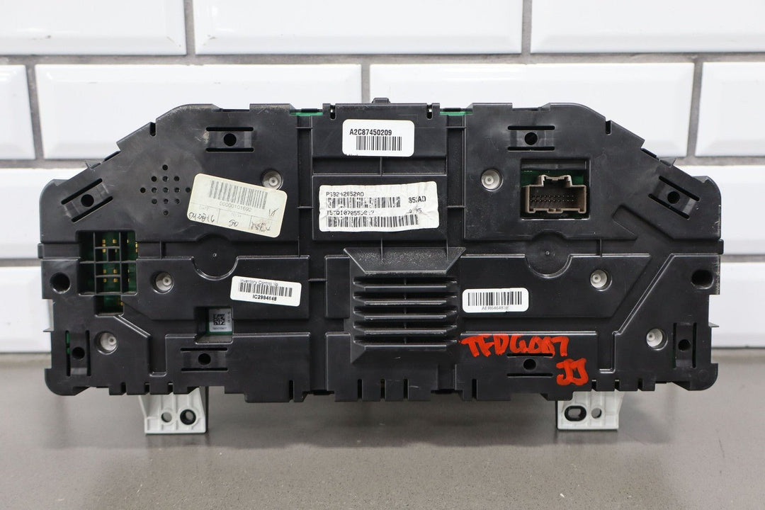 2015 Ram 1500 200MPH Speedometer Instrument Cluster