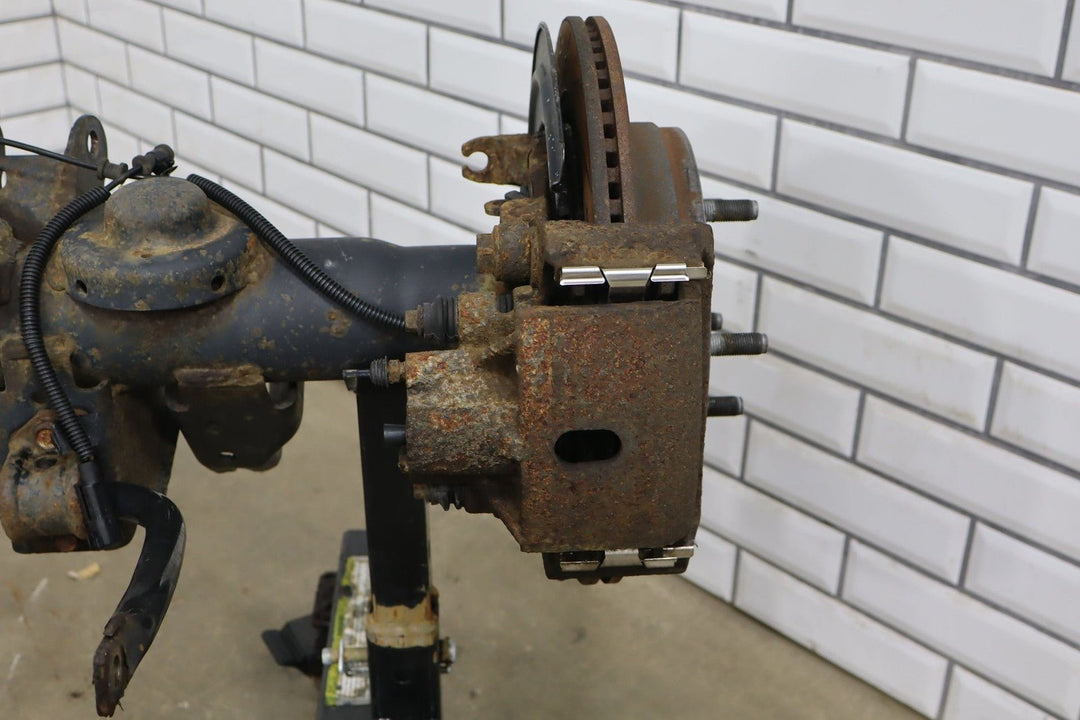 2015 Ram 1500 4x4 Solid Rear Axle Assembly 3.21 Gear Ratio