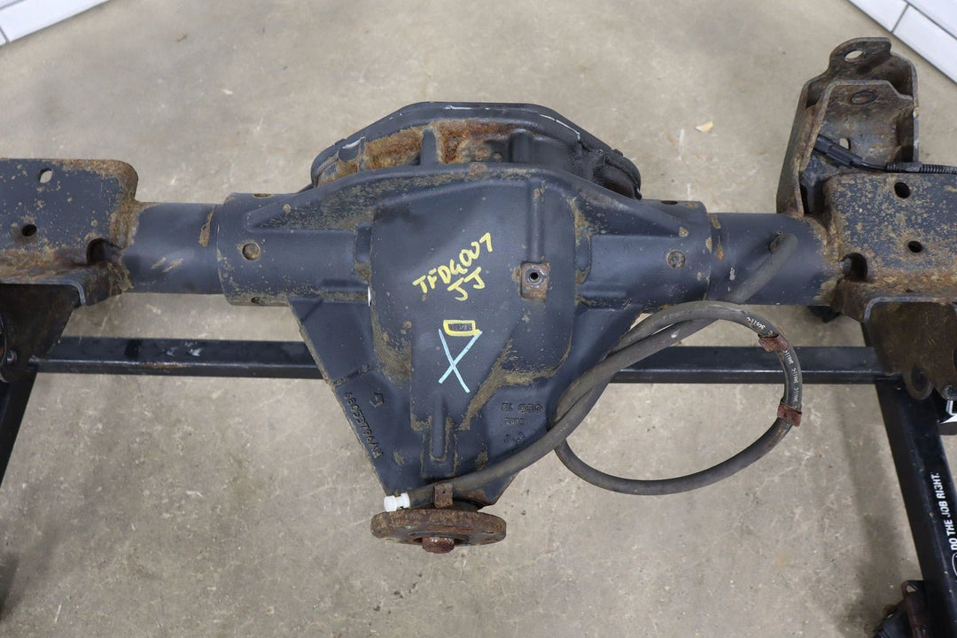 2015 Ram 1500 4x4 Solid Rear Axle Assembly 3.21 Gear Ratio