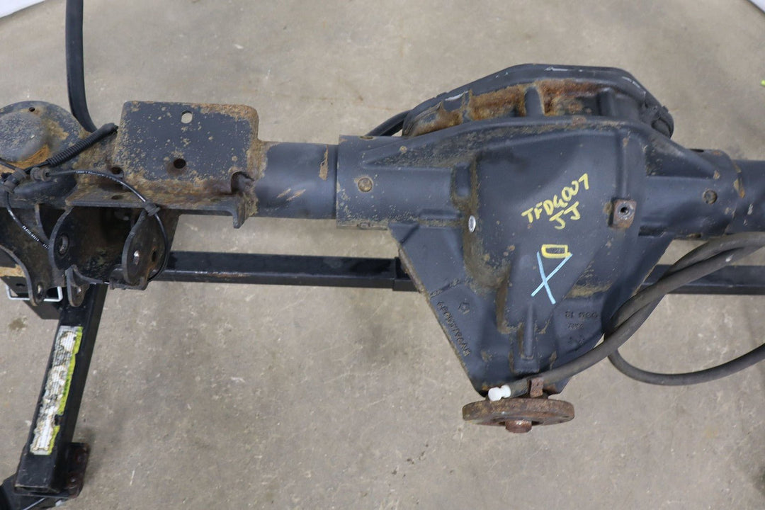 2015 Ram 1500 4x4 Solid Rear Axle Assembly 3.21 Gear Ratio