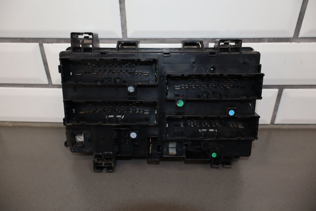 2015 Ram 1500 L Engine Fuse Box