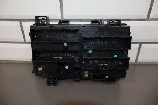 2015 Ram 1500 L Engine Fuse Box