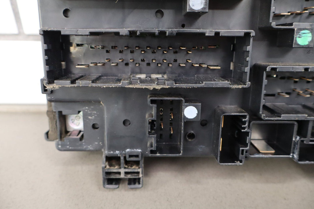 2015 Ram 1500 L Engine Fuse Box