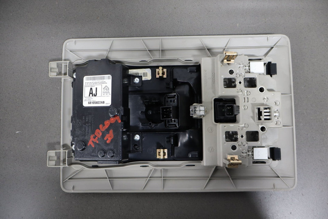 2015 Ram 1500 Overhead Roof Console - Sunroof & Power Back Window