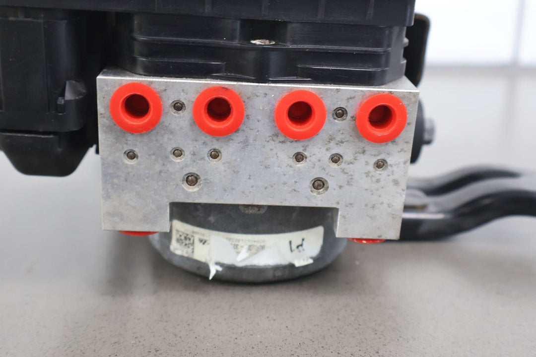 2015 Subaru WRX STI ABS Anti - Lock Brake Pump & Module (06.2109 - 72513) 118K Miles