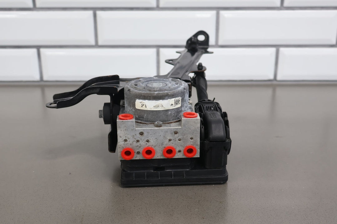 2015 Subaru WRX STI ABS Anti - Lock Brake Pump & Module (06.2109 - 72513) 118K Miles