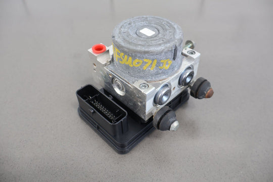 2015 Subaru WRX STI ABS Anti - Lock Brake Pump & Module