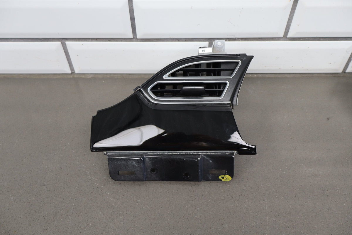 2015 Tesla Model S Dash/Console Trim Kit